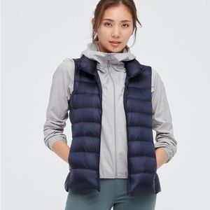 Uniqlo Ultra light down navy vest
